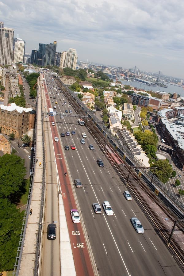 Carretera recursos puerto puente, interesado uno de puente apoyo torres, sección de centro puerto en.