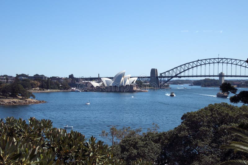 Sydney Australia Sep 17 2017, Landschaft des Hafens einschließlich das ikonenhafte Opernhaus, Brücke und botanische Gärten vom Ga lizenzfreie stockfotografie Sydney Australia Sep 17 2017, Landschaft des Hafens einschließlich das ikonenhafte Opernhaus, Brücke und botanische Gärten vom Ga lizenzfreie stockfotografie