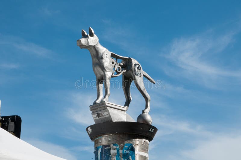 Grey Dog sculpture at Newtown by Linda Daniele.