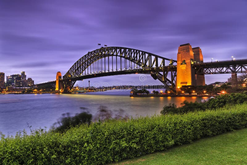 Sydney Bridge Green Side set