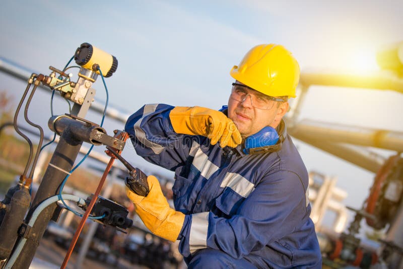 System operator in oil and gas production