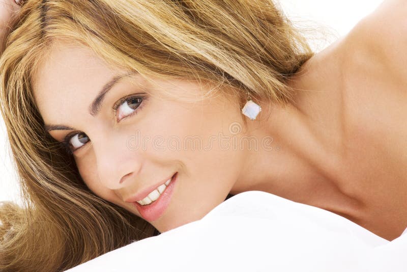 Szczęśliwa piękna kobieta zdjęcie royalty free