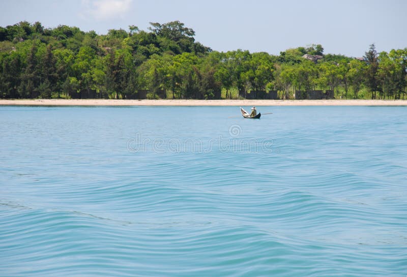 Szenische Ansicht der sch?nen Natur Landschaftsam ruhigen Strand in Nha Trang stockfotografie Szenische Ansicht der sch?nen Natur Landschaftsam ruhigen Strand in Nha Trang stockfotografie