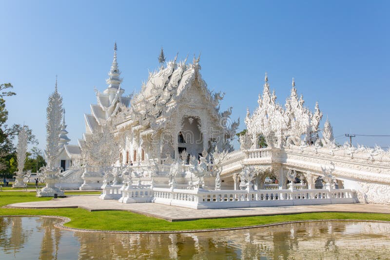 Sławna Wata Rong Khun Biała świątynia w Chiang Raja prowinci zdjęcia royalty free