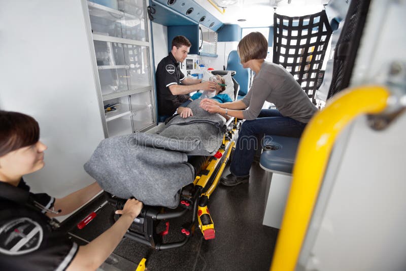 słóżba ratownicza transport zdjęcia stock słóżba ratownicza transport zdjęcia stock