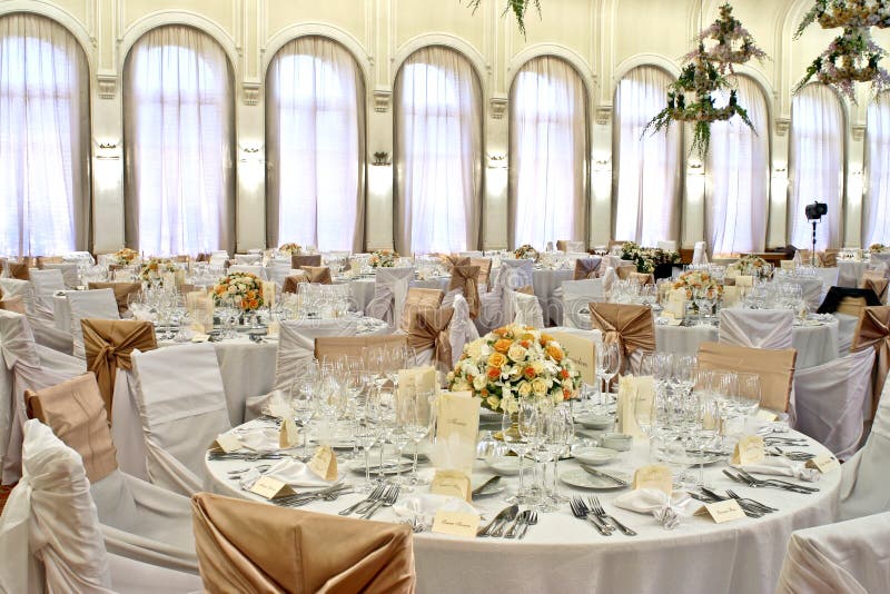 Table arrangement