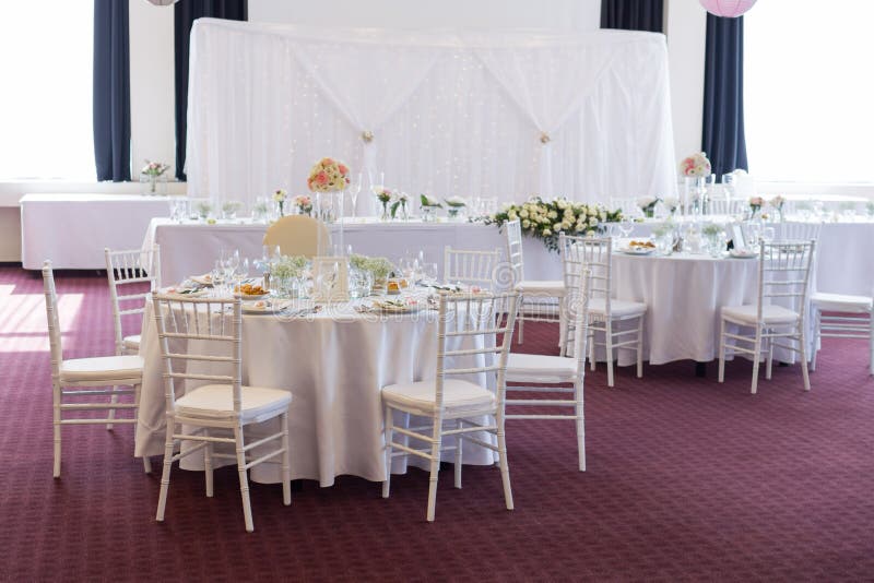 Table de fantaisie mise pour un mariage photographie stock Table de fantaisie mise pour un mariage photographie stock