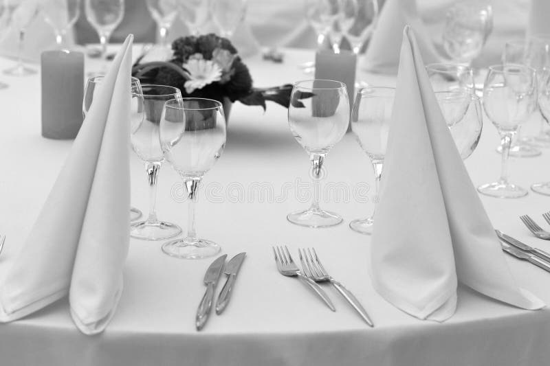 Table de réception de jardin photographie stock Table de réception de jardin photographie stock