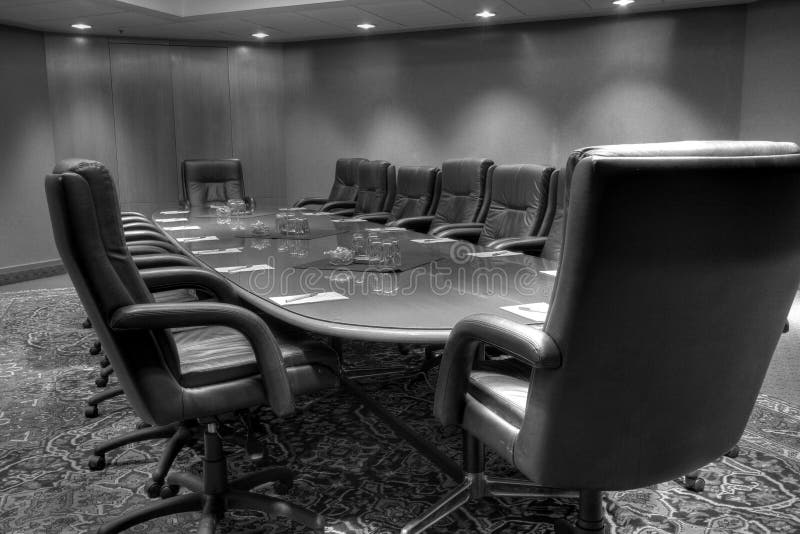 Table de salle du conseil d'administration de conférence