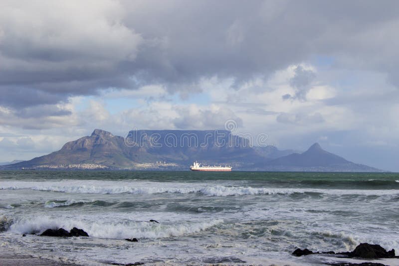 Table Mountain with Clouds, Cape Town Stock Image - Image of vacation ...