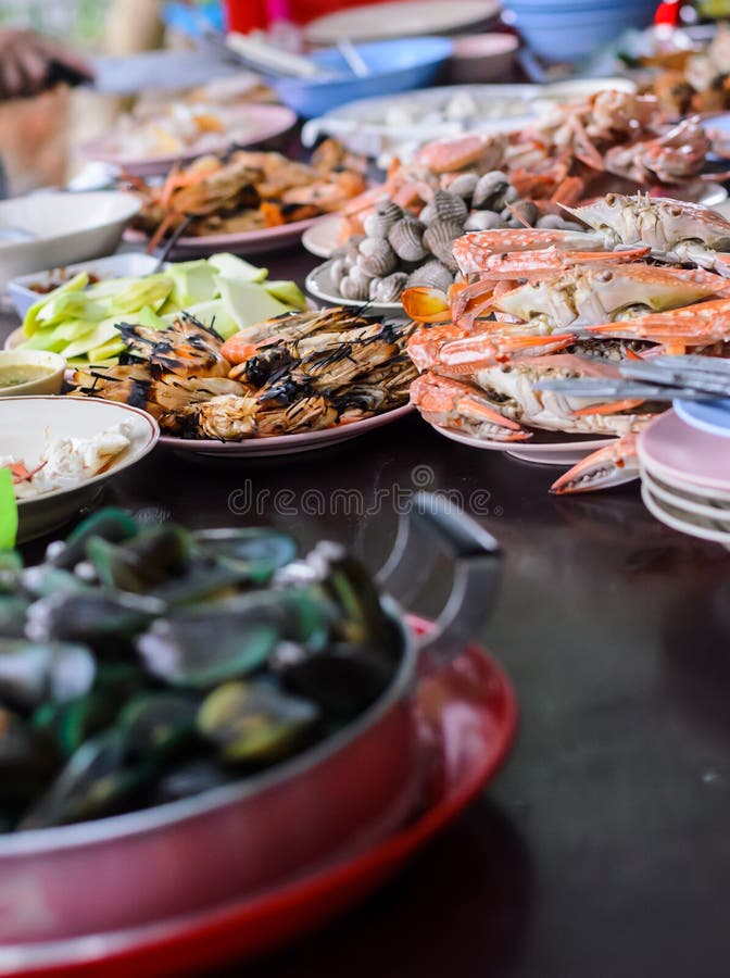 Table of sea food