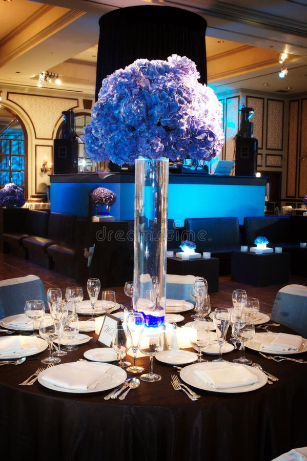 An image of a Table setting at a luxury wedding reception