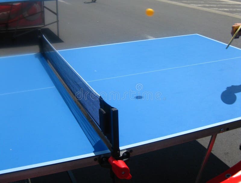 Tabletennisplayerpreparingtohitball Picture. Image 87858831