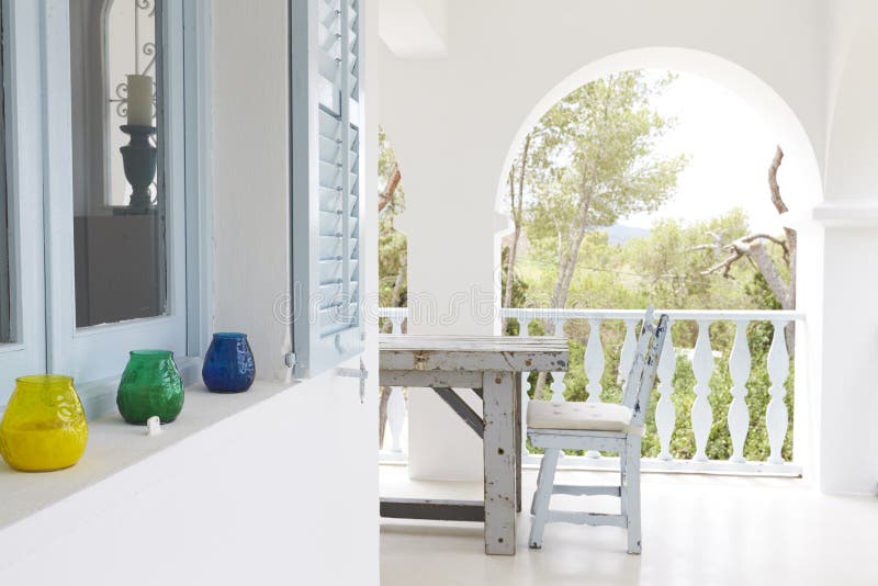  Tableau  Et Chaises Sur Le Balcon De L appartement  Moderne 