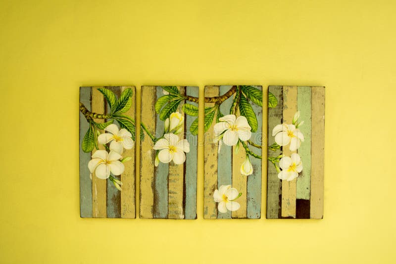 Tablero de la pintura de flor en la pared foto de archivo libre de regalías Tablero de la pintura de flor en la pared foto de archivo libre de regalías