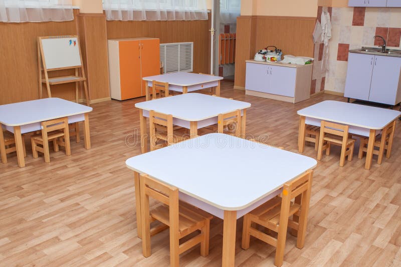 tables and chairs for preschool