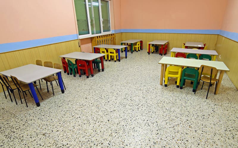 tables-chairs-wide-dining-hall-school-kids-tables-chairs-school-133607504.jpg