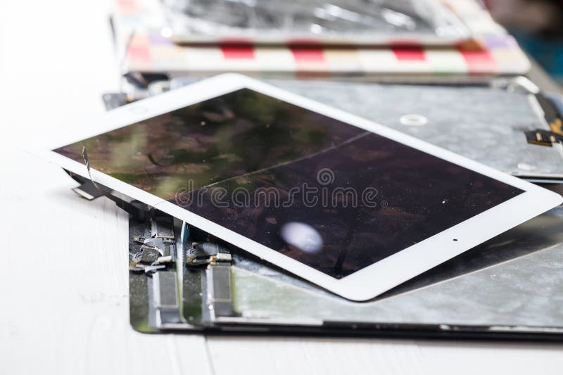 Where Can I Get My Tablet Repaired? | Batteries Plus