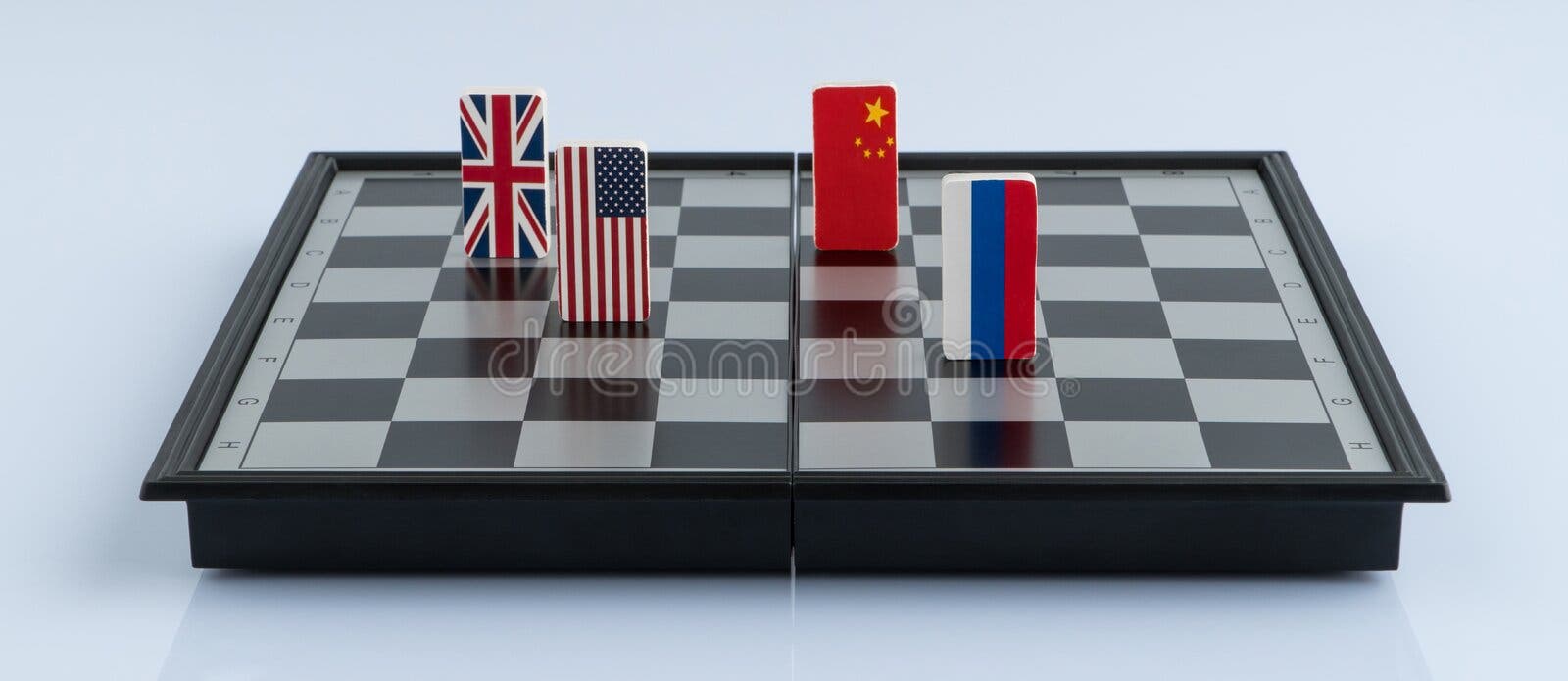A turquia e os eua relacionam peões de xadrez com ilustração 3d de  bandeiras nacionais