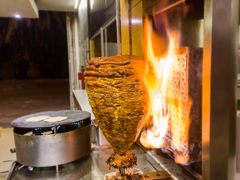 132 Trompo Al Pastor Fotos de stock - Fotos libres de regalías de Dreamstime 132 Trompo Al Pastor Fotos de stock - Fotos libres de regalías de Dreamstime