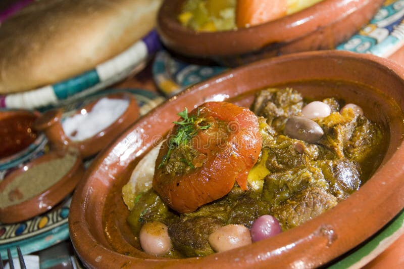 tagine du Maroc d'agneau de dîner de Casablanca photos libres de droits tagine du Maroc d'agneau de dîner de Casablanca photos libres de droits