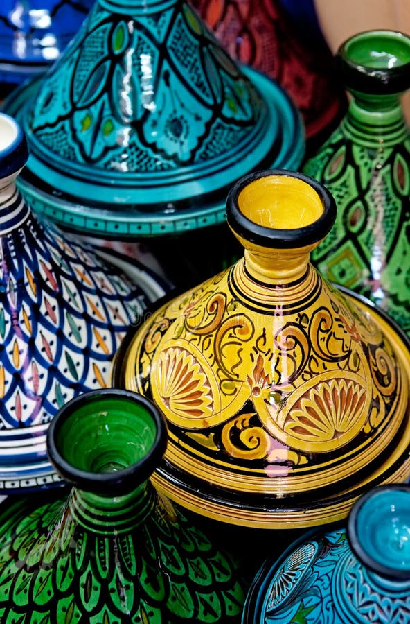 Tagines colorido marroquino