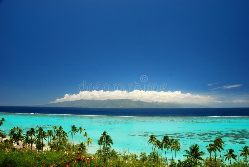 Tahiti-Ansicht von Moorea. Französisch-Polynesien stockfoto Tahiti-Ansicht von Moorea. Französisch-Polynesien stockfoto