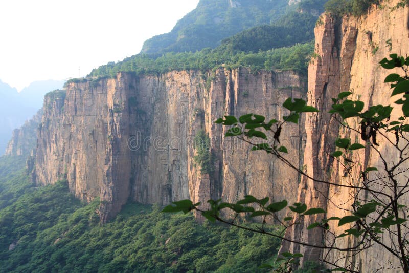 The Taihang Mountains are a Chinese mountain range running down the eastern edge of the Loess Plateau in Henan, Shanxi and Hebei provinces. The range extends over 400 km from north to south and has an average elevation of 1,500 to 2,000 meters. The Taihang Mountains are a Chinese mountain range running down the eastern edge of the Loess Plateau in Henan, Shanxi and Hebei provinces. The range extends over 400 km from north to south and has an average elevation of 1,500 to 2,000 meters.