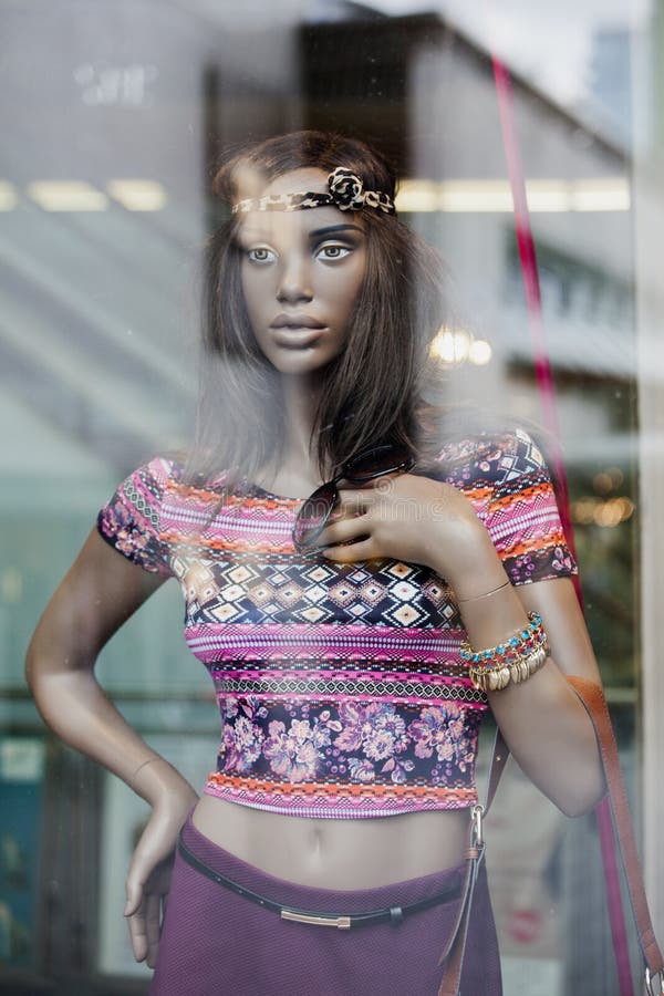 Tailorâ€™s dummy mannequin stock image. Image of couture 33025133