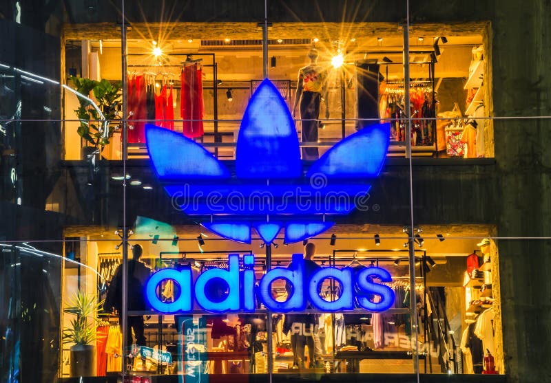 End Studiet jury Adidas Store Sign at Ximending Shopping Street at Night, Taiwan. Editorial  Stock Image - Image of clothing, district: 149989319