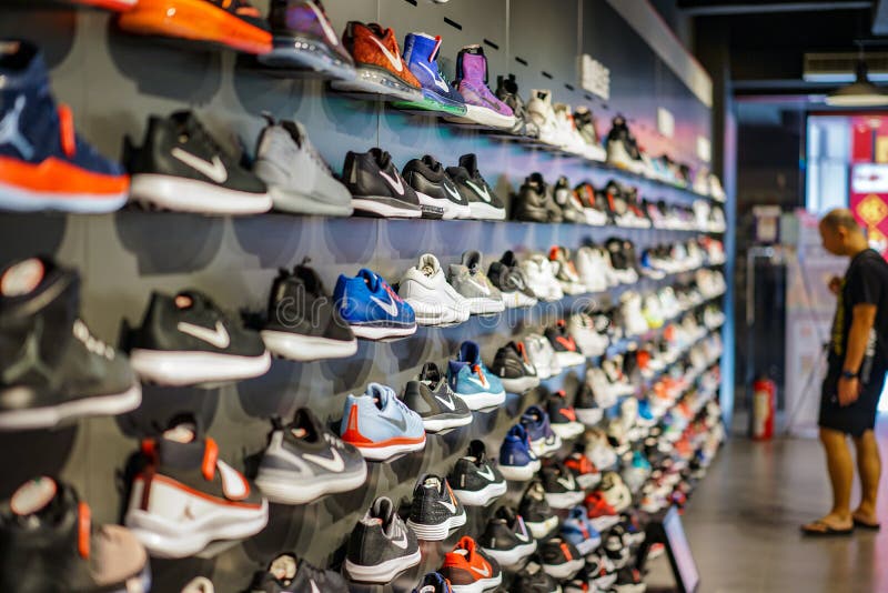 nike running shoes factory outlet