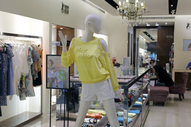Taipei woman clothing shop editorial photo. Image of clothing - 64519401