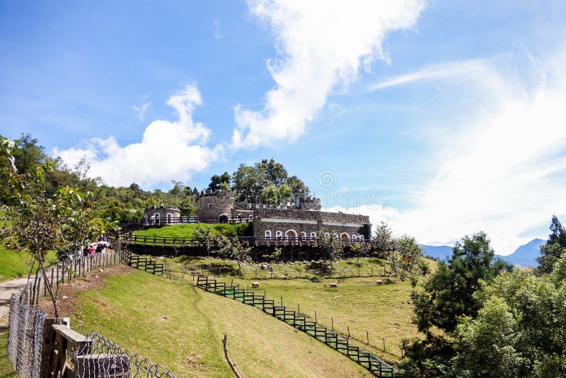 Taiwan Qing Jing Farm Mountain Castle stock foto Taiwan Qing Jing Farm Mountain Castle stock foto