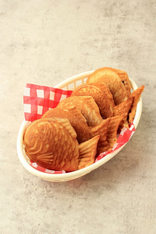 Taiyaki, Japanese Fish Shape Cake Stock Photo, Picture and Royalty Free  Image. Image 14746264.