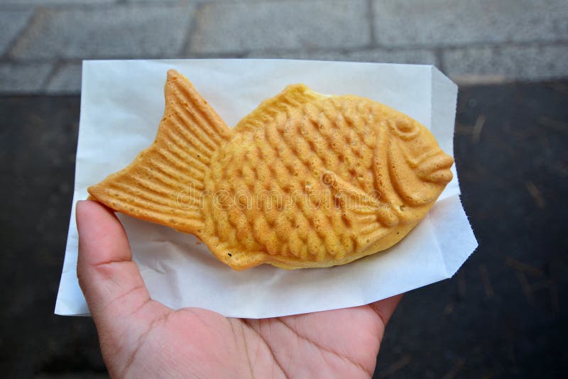 Taiyaki, Japanese Fish Shape Cake Stock Photo, Picture and Royalty Free  Image. Image 14746264.