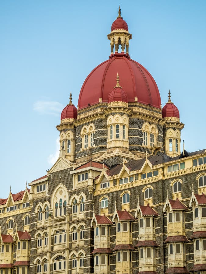 Mumbai, India - March 7, 2021 : Louis Vuitton shop at Heritage Grand class  five-star hotel Taj, next to the Gateway of India Stock Photo - Alamy