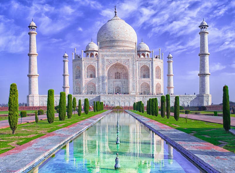 Taj Mahal in Agra, Indien stockfoto. Bild von landschaft 130219008