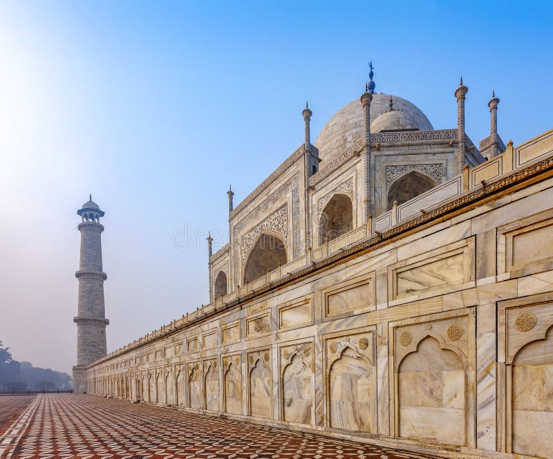 Taj Mahal, India - architecturaal fragment en details van het Grote Paleis stock foto Taj Mahal, India - architecturaal fragment en details van het Grote Paleis stock foto