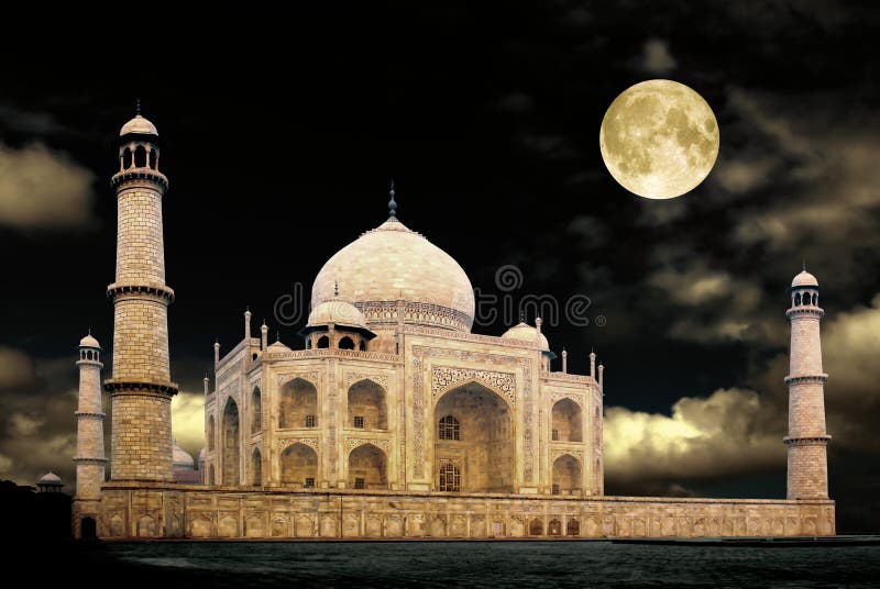 Worldwonder taj mahal by night and full moon. Worldwonder taj mahal by night and full moon