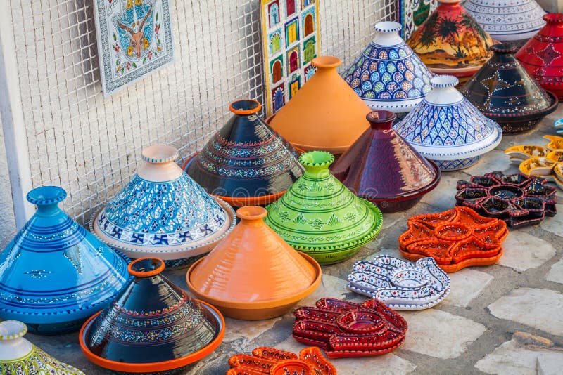 Tajines in De Markt, Marrakech, Marokko Stock Afbeelding Image of