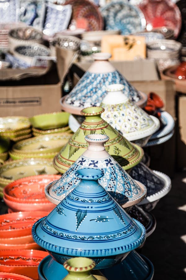 Tajines Im Markt, Marrakesch, Marokko Stockfoto Bild von afrikanisch