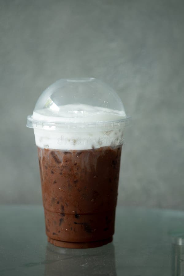 https://thumbs.dreamstime.com/b/takeaway-cup-iced-mocha-topped-milk-foam-top-glass-espresso-mixed-dark-chocolate-185679964.jpg