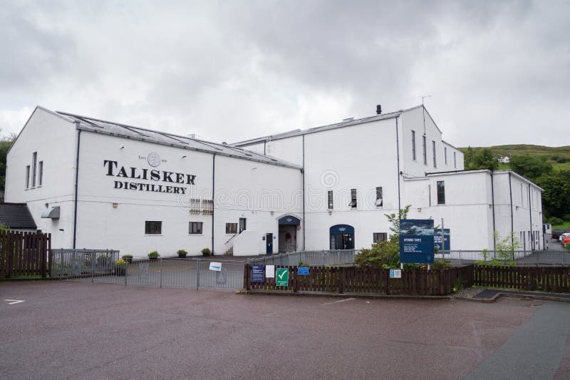 Talisker destylarnia, wyspa Skye, Szkocja obrazy royalty free Talisker destylarnia, wyspa Skye, Szkocja obrazy royalty free