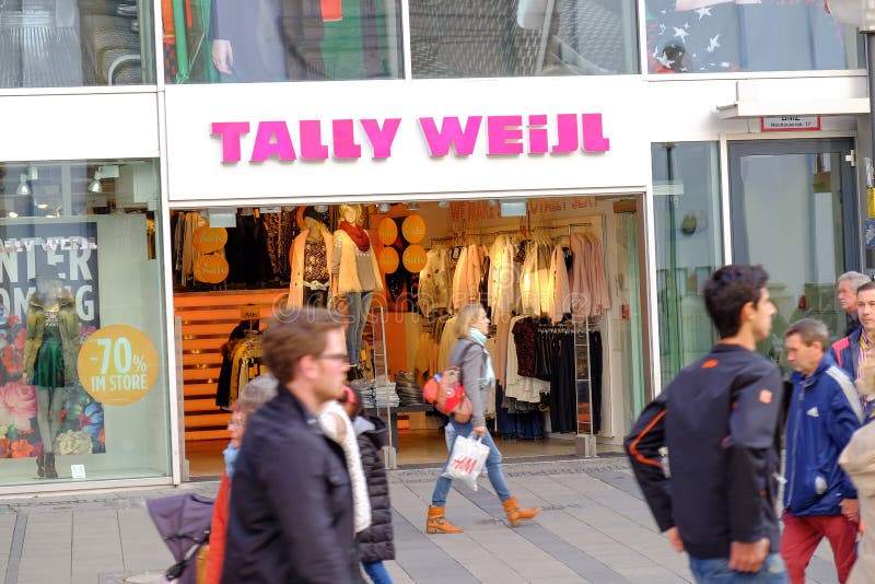 Tally Weijl Internet Sign and Logo Web Text of Shop Entrance for