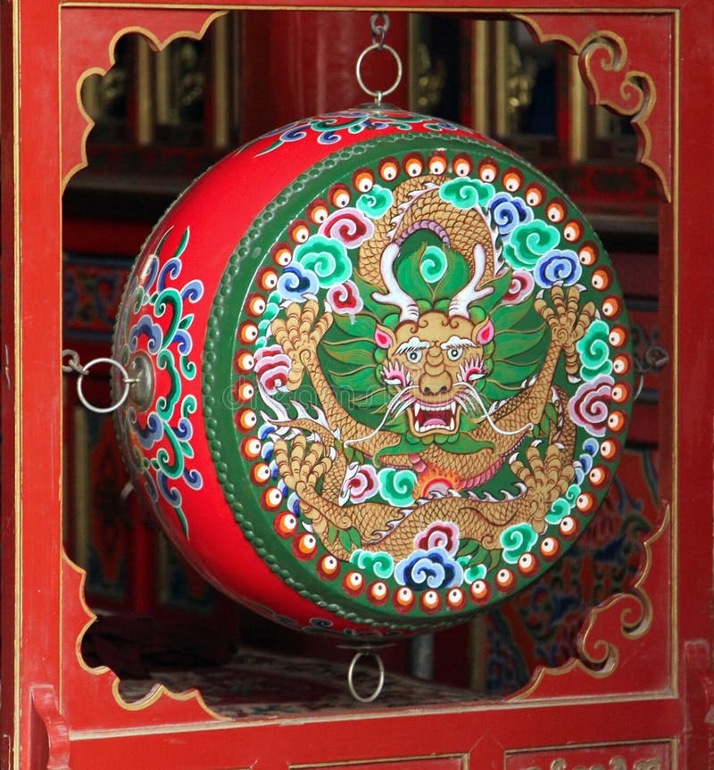 Tamburo buddista di preghiera variopinta tradizionale, Mongolia Interna fotografia stock libera da diritti Tamburo buddista di preghiera variopinta tradizionale, Mongolia Interna fotografia stock libera da diritti