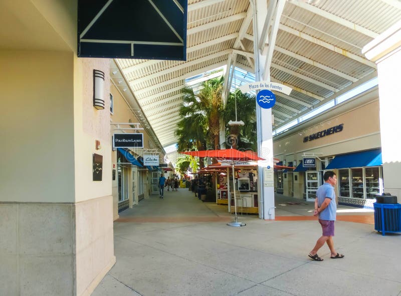 tampa premium outlets nike