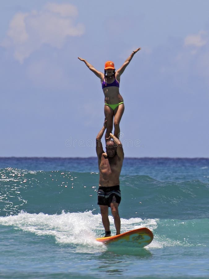 tandem-stand-event-duke-kahanamoku-ocean