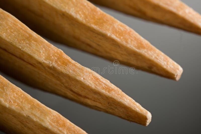 Tanden van een houten kammacro stock foto's Tanden van een houten kammacro stock foto's