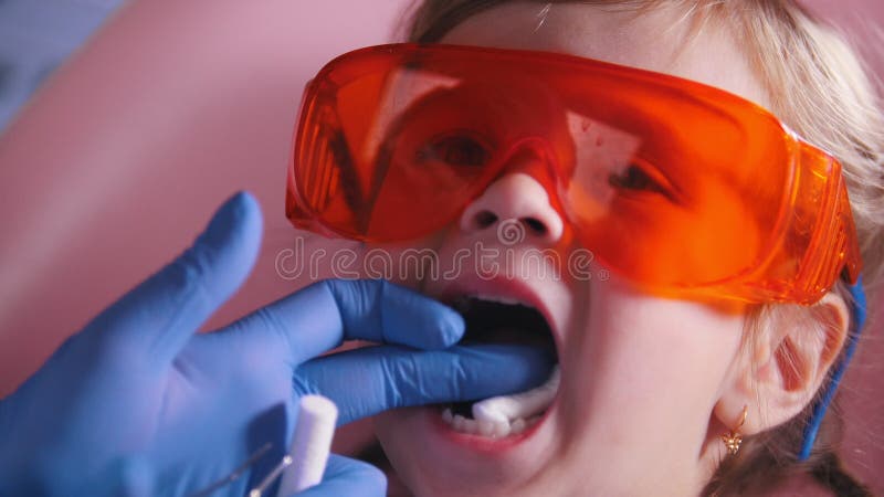 Tandheelkunde, geneeskunde stock video