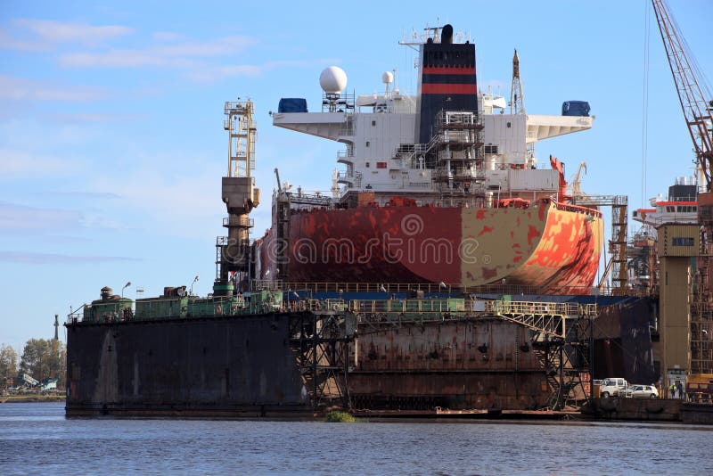 Tanker in dry dock stock photo. Image of dock, heavy 17953848